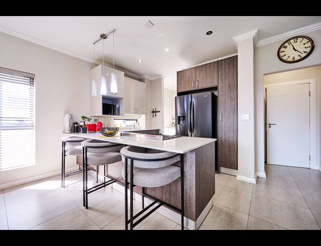 3 BEDROOM HOUSE FOR SALE IN BARBEQUE DOWNS